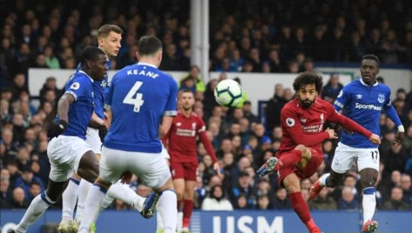 斯诺克球员锦标赛：肖国栋险胜吴宜泽晋级八强